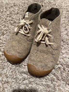 Keen Tan Wool Chukka Boots